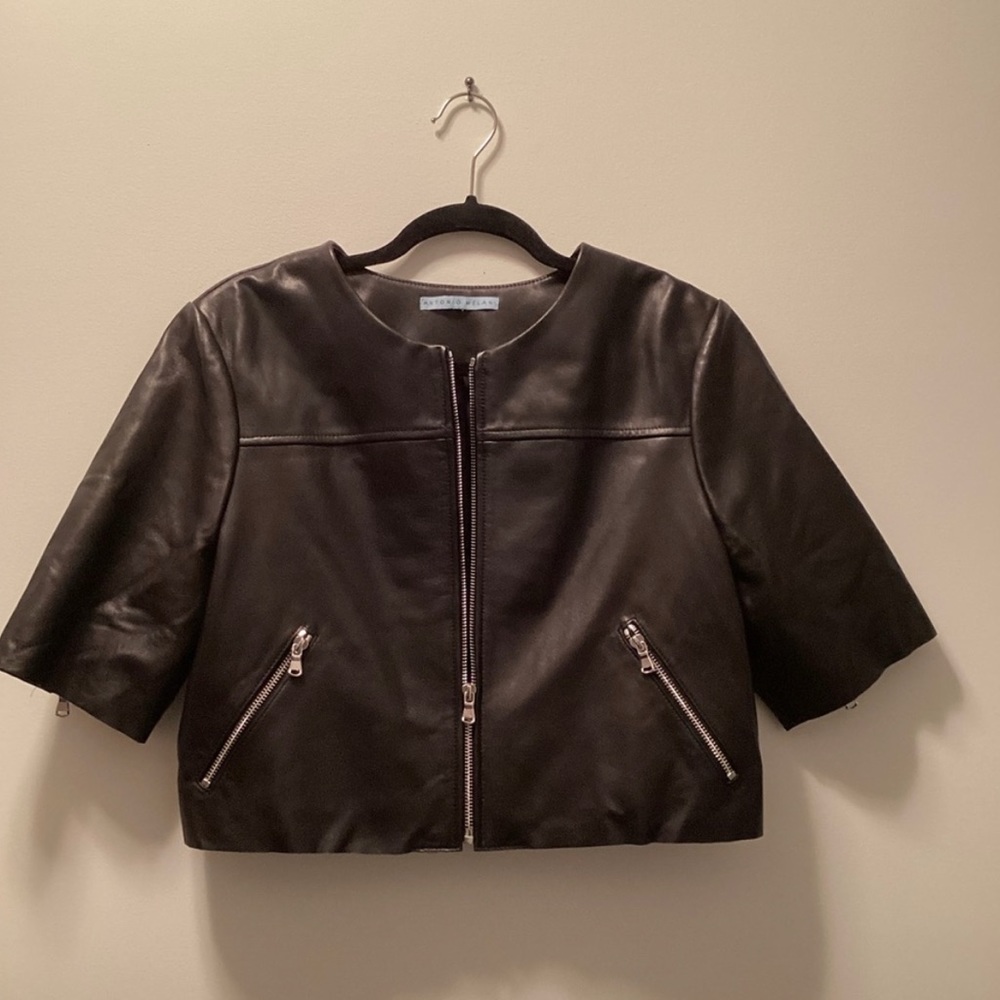 Antonio Melani Luxury Collection Genuine Leather Cropped Leather Jacket